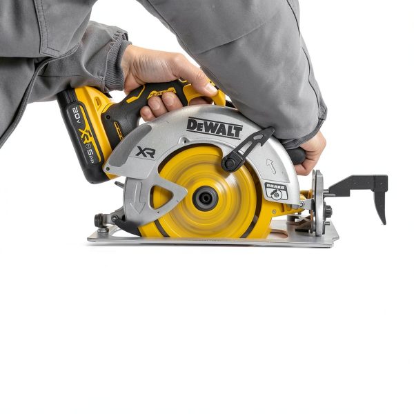 DEWALT 6-1/2 in. 40T Circular Saw Blade (DWA261240)-5